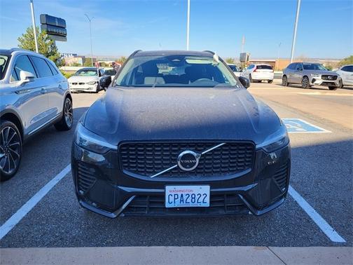 2025 Volvo XC60 B5 Plus