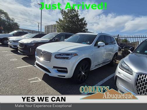Crystal White 2023 Volvo XC90 Recharge Plug-In Hybrid Plus