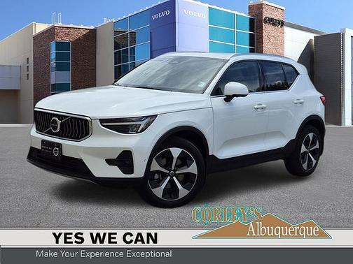 Crystal White 2025 Volvo XC40 Plus