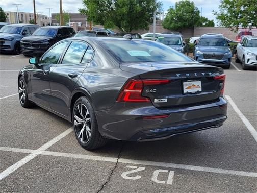2025 Volvo S60 B5 Core