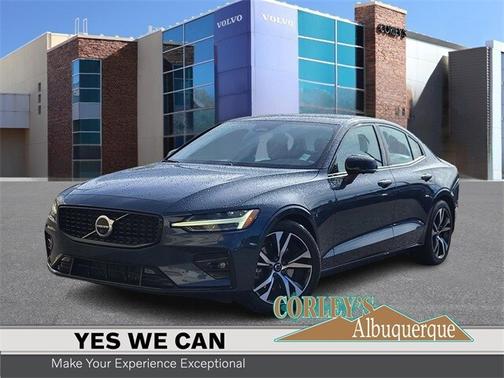 2023 Volvo S60 B5 AWD Plus Dark