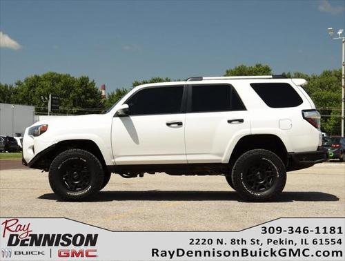 2018 Toyota 4Runner SR5