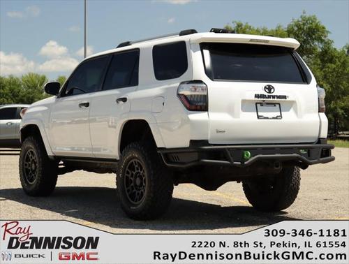 2018 Toyota 4Runner SR5