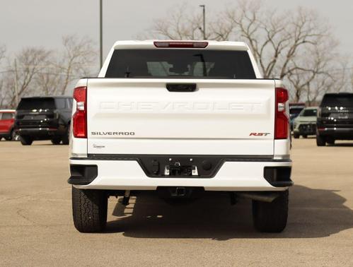 Summit White 2026 Chevrolet Silverado 1500 RST