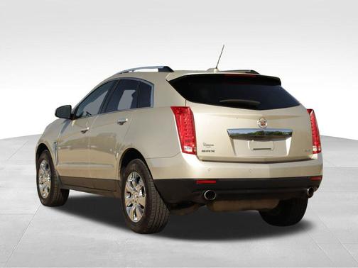 Silver Coast Metallic 2015 Cadillac SRX Luxury Collection