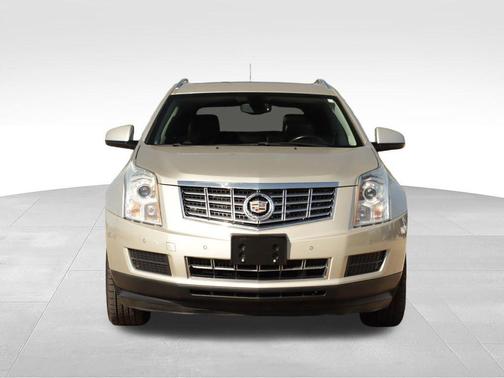 Silver Coast Metallic 2015 Cadillac SRX Luxury Collection