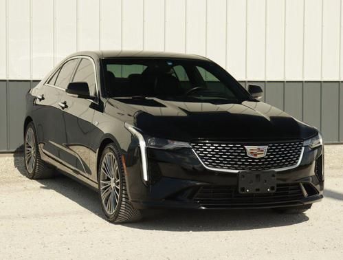 2022 Cadillac CT4 Premium Luxury