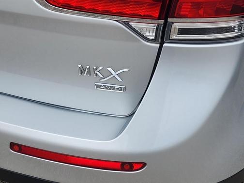 INGOT SILVER METALLIC 2011 Lincoln MKX Base