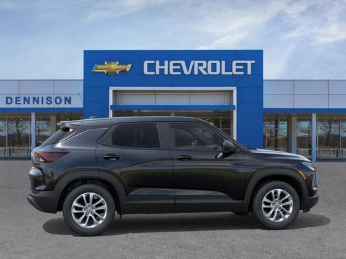 Mosaic Black Metallic 2026 Chevrolet Trailblazer LS