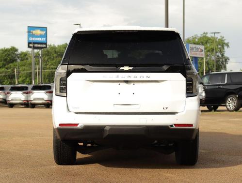 Summit White 2026 Chevrolet Suburban LT