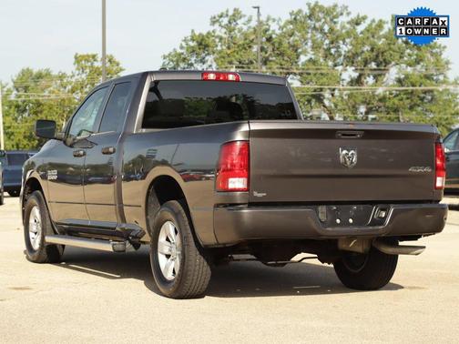 Granite Crystal Metallic Clearcoat 2018 RAM 1500 Express