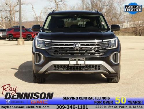 Deep Black Pearl 2024 Volkswagen Atlas 2.0T SE w/Technology 4MOTION