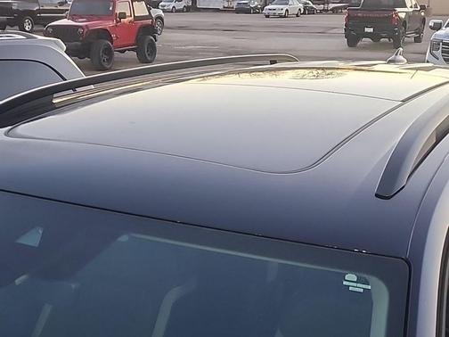 2024 Volkswagen Atlas 2.0T SE w/Technology 4MOTION