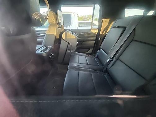 Onyx Black 2023 GMC Yukon XL Denali