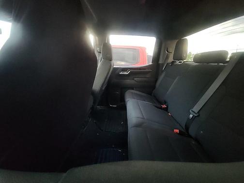 Pacific Blue Metallic 2022 GMC Sierra 1500 SLE