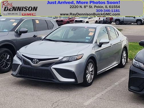 Celestial Silver Metallic 2024 Toyota Camry SE