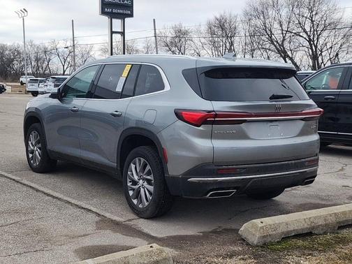 2025 Buick Enclave Preferred FWD