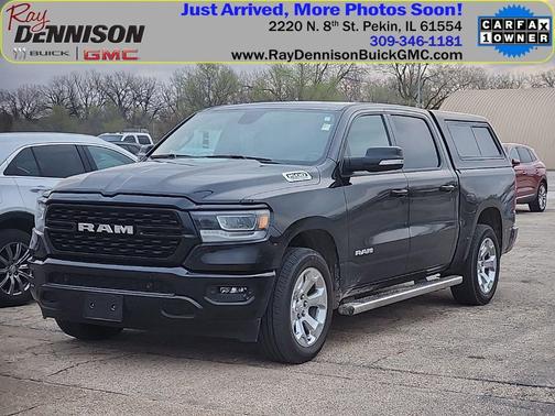 Diamond Black Crystal Pearlcoat 2022 RAM 1500 Big Horn/Lone Star