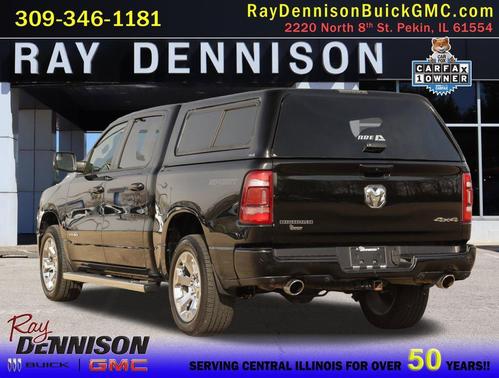 Diamond Black Crystal Pearlcoat 2022 RAM 1500 Big Horn/Lone Star