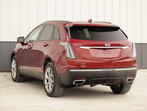 2020 Cadillac XT5 Sport
