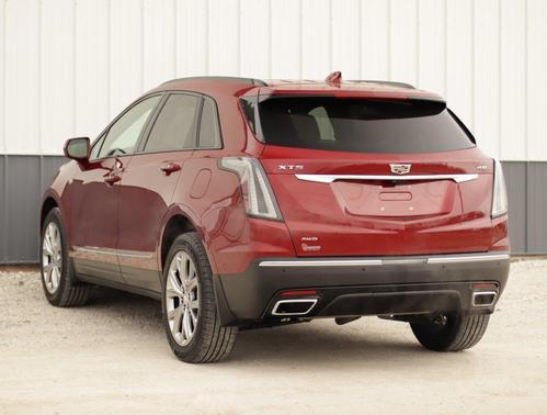 2020 Cadillac XT5 Sport