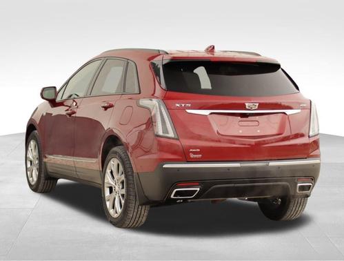 Red Horizon Tintcoat 2020 Cadillac XT5 Sport