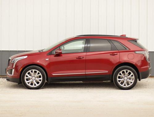 2020 Cadillac XT5 Sport