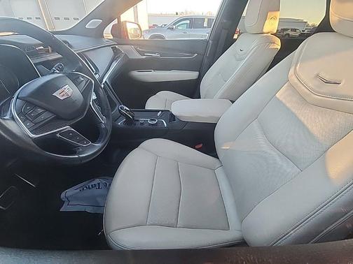 2020 Cadillac XT5 Sport