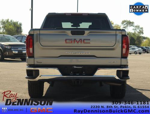 2025 GMC Sierra 1500 SLT