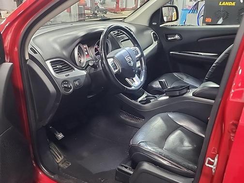 Redline 2 Coat Pearl 2019 Dodge Journey GT
