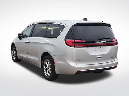 Silver Mist Clearcoat 2024 Chrysler Pacifica Limited