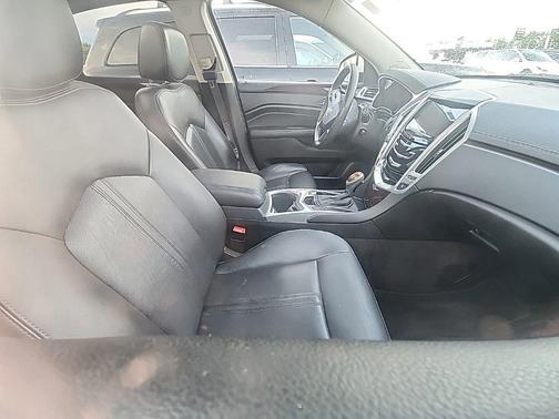 Platinum Ice Tricoat 2016 Cadillac SRX Performance Collection