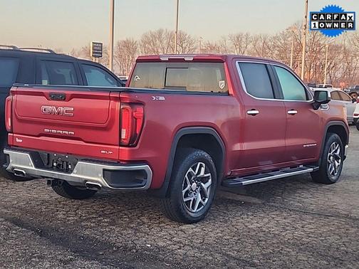 2024 GMC Sierra 1500 SLT