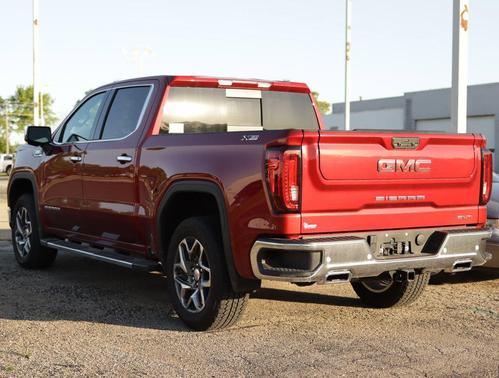 Volcanic Red Tintcoat 2025 GMC Sierra 1500 SLT