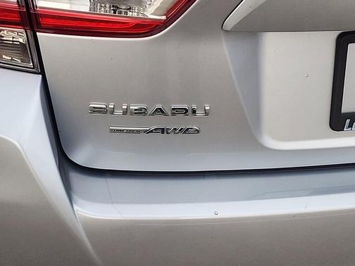 Ice Silver Metallic 2019 Subaru Impreza 2.0i Premium