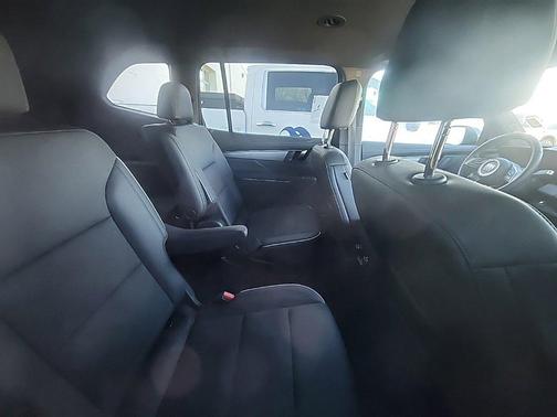 2025 Buick Enclave Preferred FWD