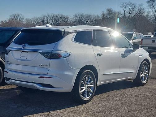 2022 Buick Enclave AWD Avenir