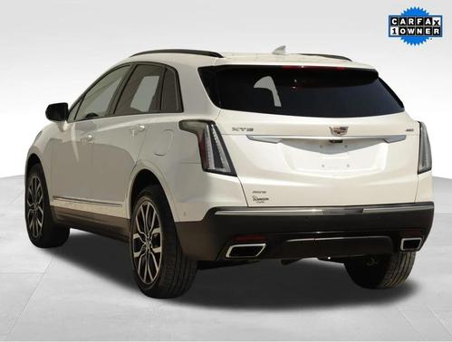 Crystal White Tricoat 2023 Cadillac XT5 Sport
