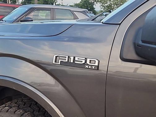 Magnetic Metallic 2015 Ford F-150 XLT