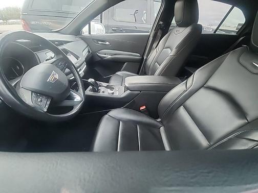 Crystal White Tricoat 2019 Cadillac XT4 Premium Luxury