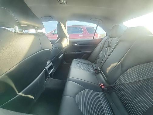 White 2024 Toyota Camry SE