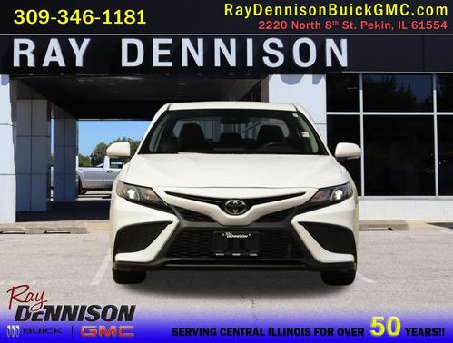 White 2024 Toyota Camry SE
