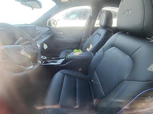 2026 Buick Envista Sport Touring FWD