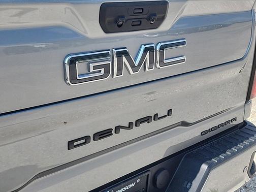 2025 GMC Sierra 2500 Denali Ultimate