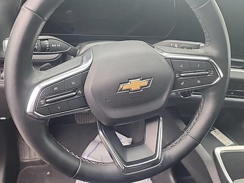Mosaic Black Metallic 2025 Chevrolet Equinox 1LT