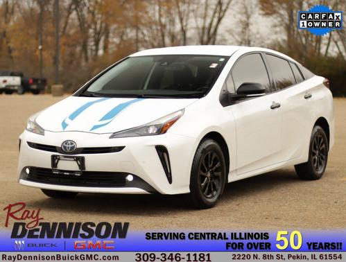 2022 Toyota Prius LE