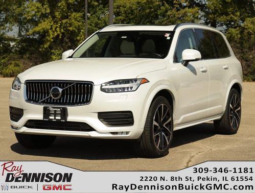 2022 Volvo XC90 T6 Momentum