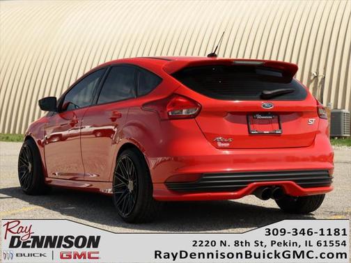 2017 Ford Focus ST ST
