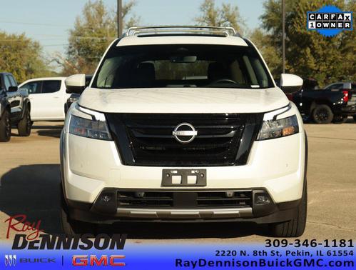 2023 Nissan Pathfinder SL 4WD