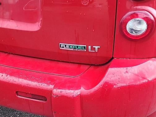 Victory Red 2011 Chevrolet HHR LT